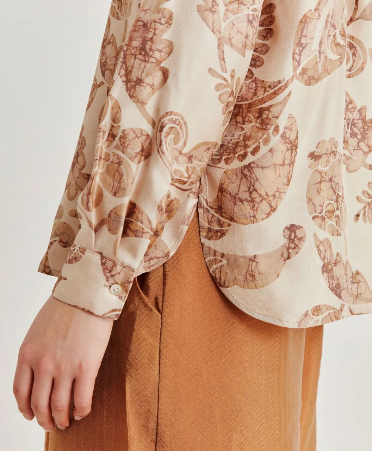 Online Chemise Arles En Twill De Soie - Poudre Multicolore Femmes Chemisiers Et Chemises