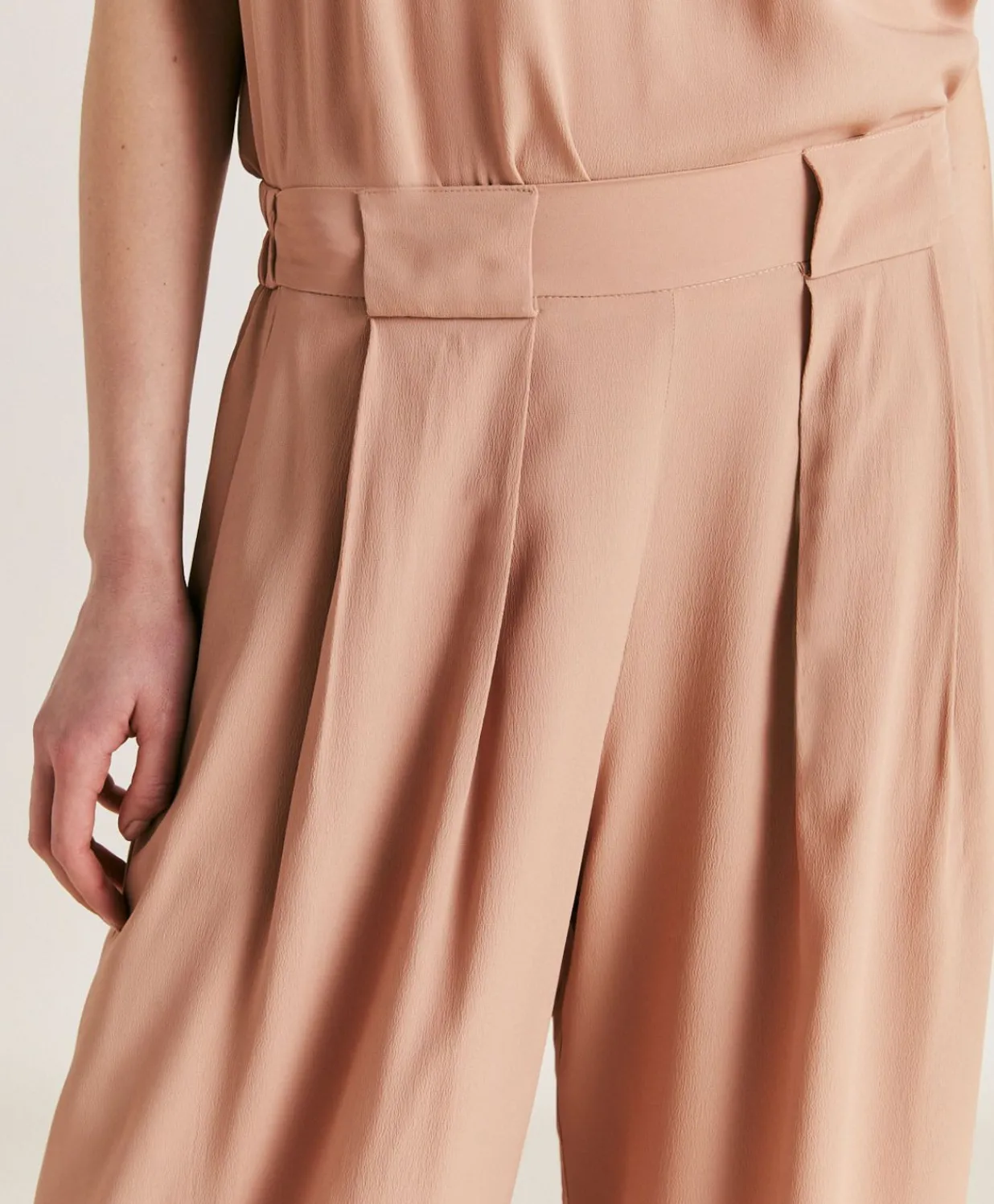 Hot Pantalon En Acetate De Soie Aspen - Nude Femmes Pantalons Et Shorts