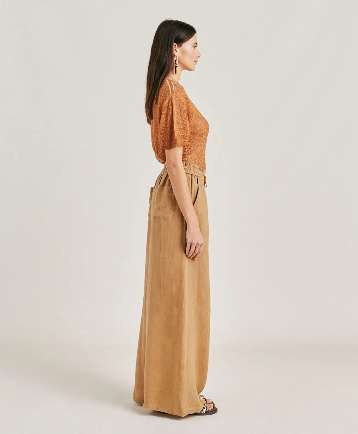 Pantalon En Lin Aliterru - Sable Femmes Pantalons Et Shorts