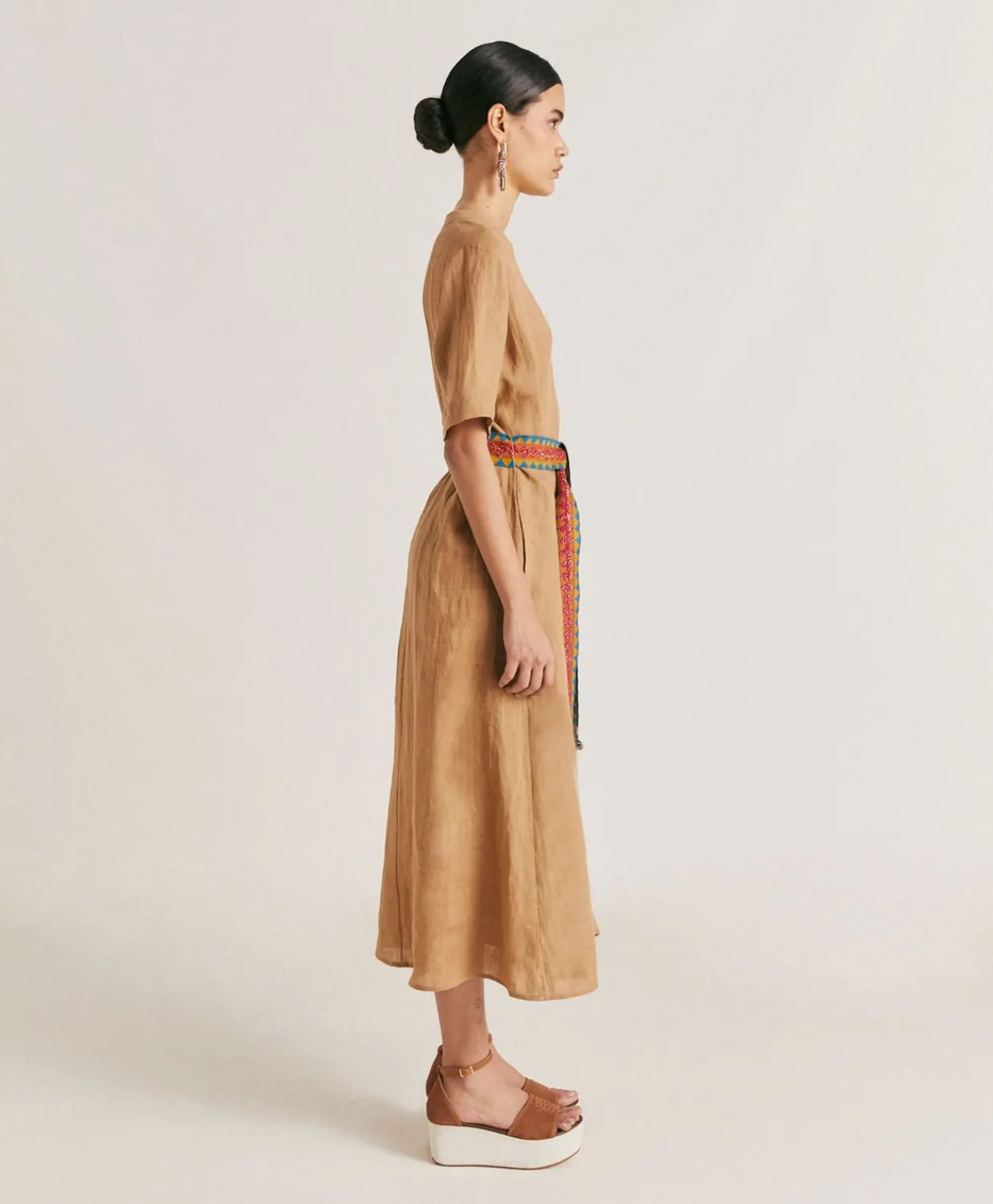 Discount Robe En Lin Altamura - Sable Femmes Vêtements